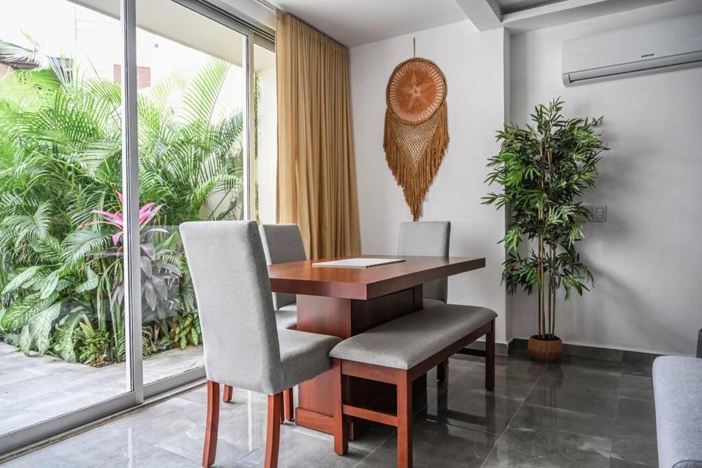 Luxury 2BR Condo w Private Jacuzzi, Fast Wifi, AC Tulum Esterno foto