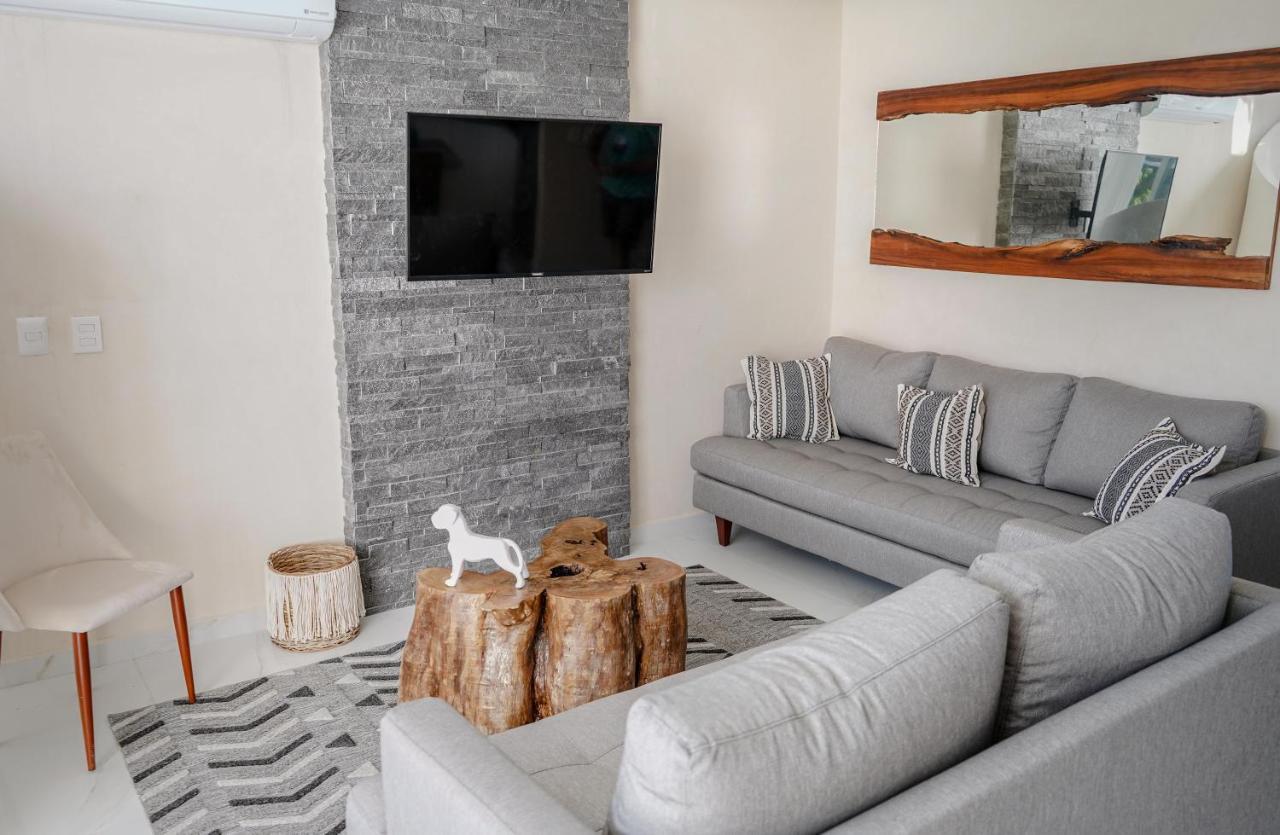 Luxury 2BR Condo w Private Jacuzzi, Fast Wifi, AC Tulum Esterno foto