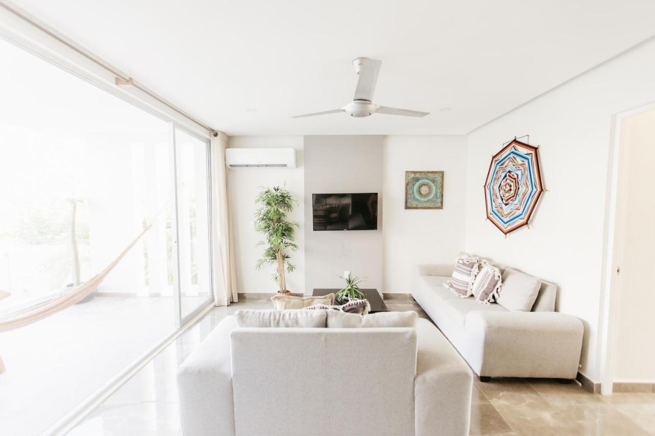 Luxury 2BR Condo w Private Jacuzzi, Fast Wifi, AC Tulum Esterno foto