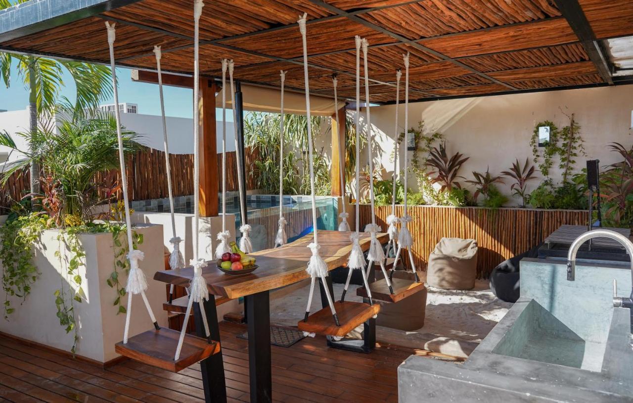 Luxury 2BR Condo w Private Jacuzzi, Fast Wifi, AC Tulum Esterno foto
