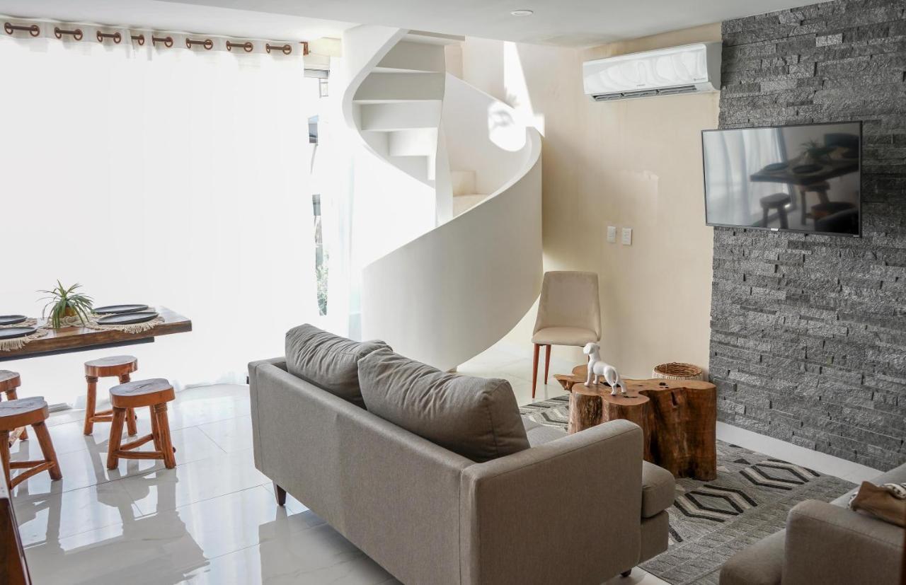 Luxury 2BR Condo w Private Jacuzzi, Fast Wifi, AC Tulum Esterno foto