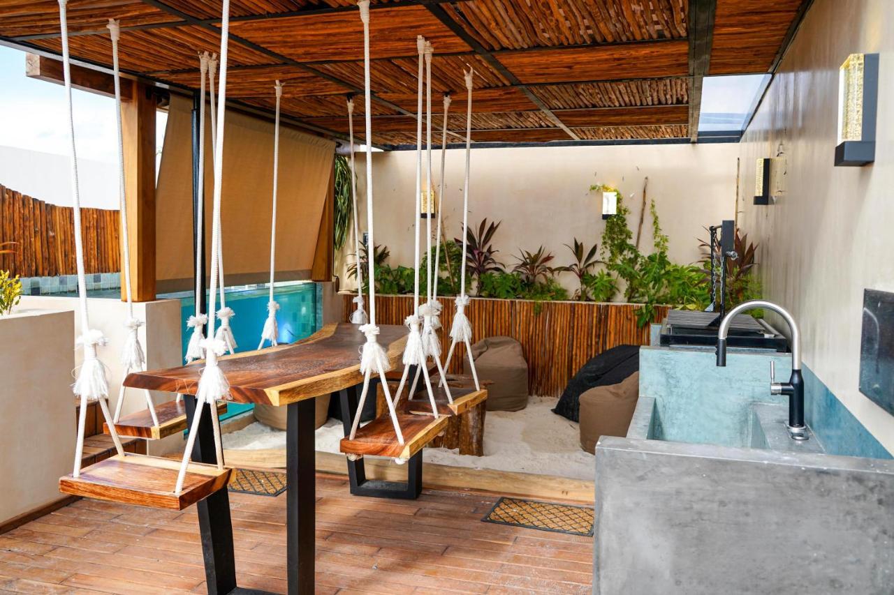 Luxury 2BR Condo w Private Jacuzzi, Fast Wifi, AC Tulum Esterno foto